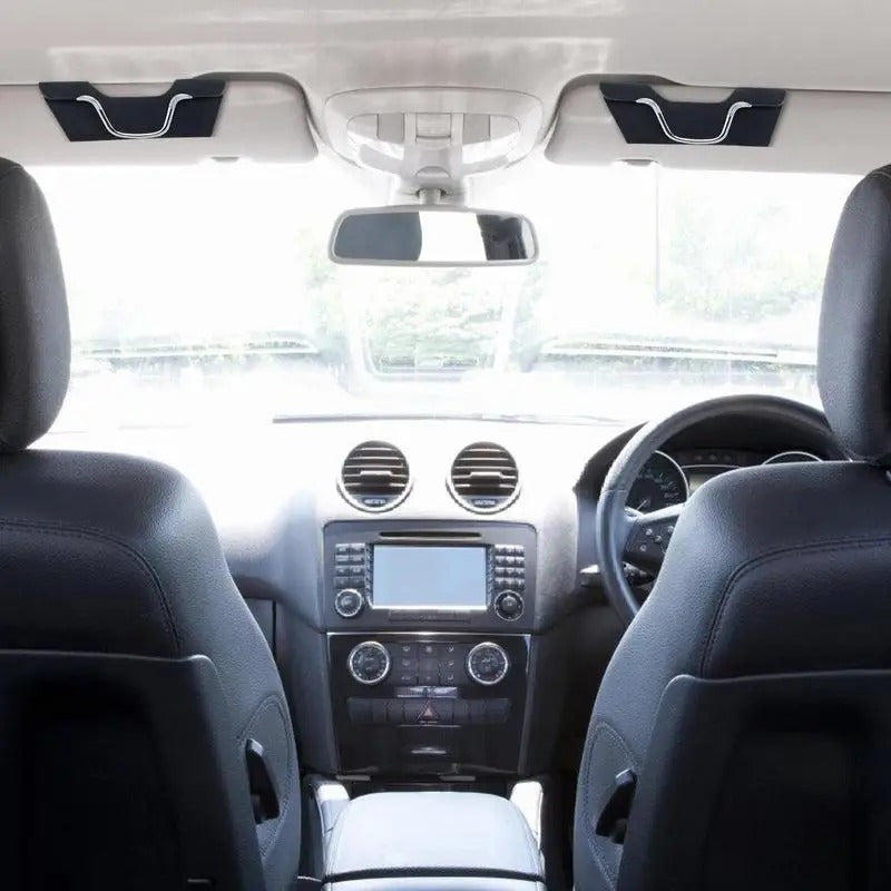 Porta Óculos Automotivo com Aba Magnética  LuxHold™ [Sofisticação e Segurança]